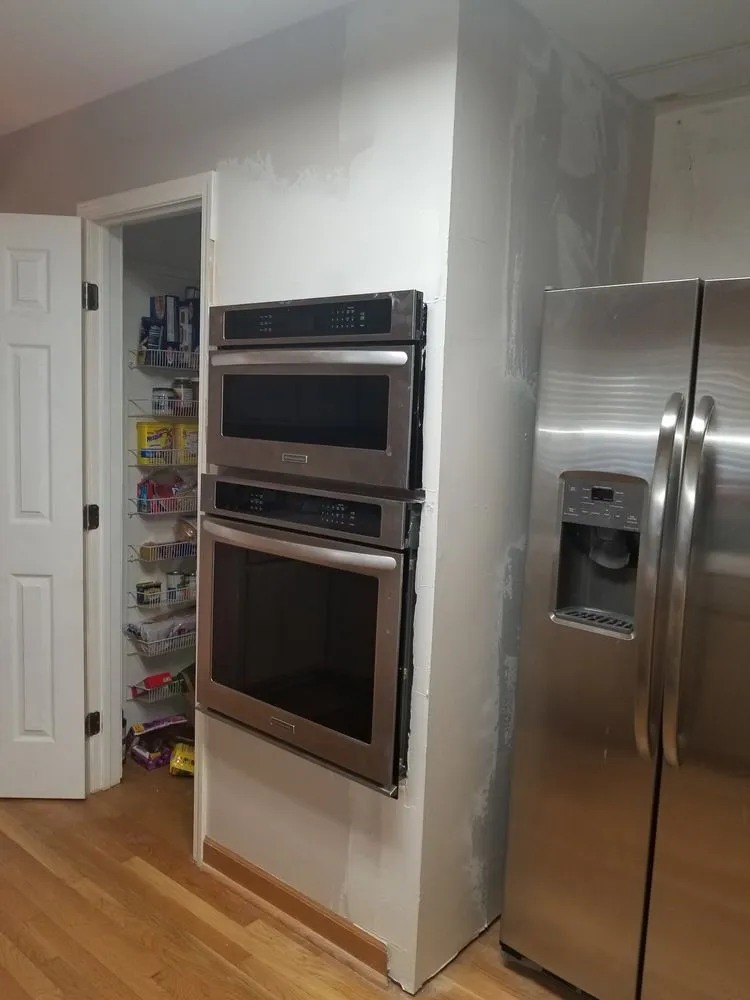 Expert wiring installation service in ,  - Flores Construction