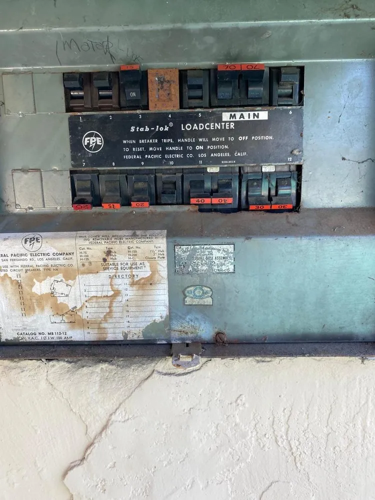 Slide of Flores Electric