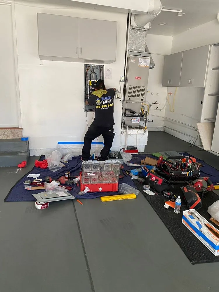 Slide of Flores Electric