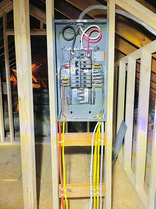 Slide of Flores Electrical Solutions