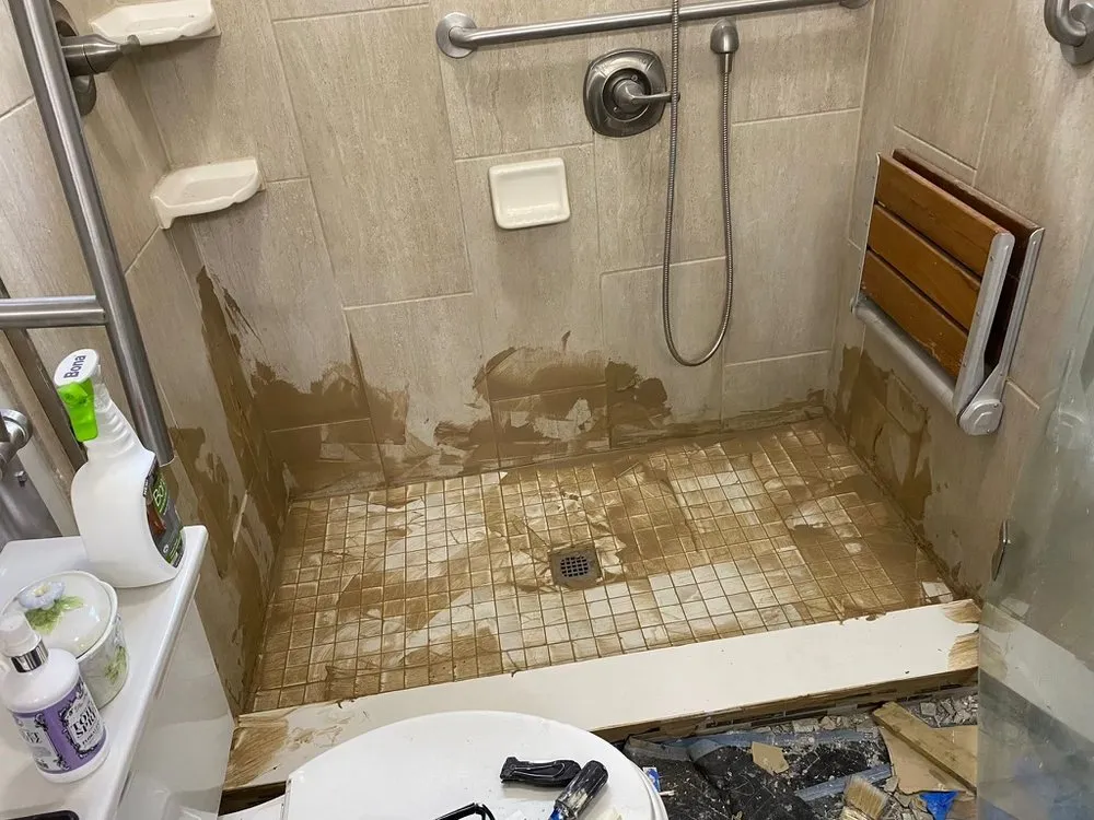 Slide of Flores Handyman Services