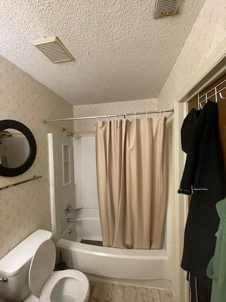 Slide of Flores Handyman Services