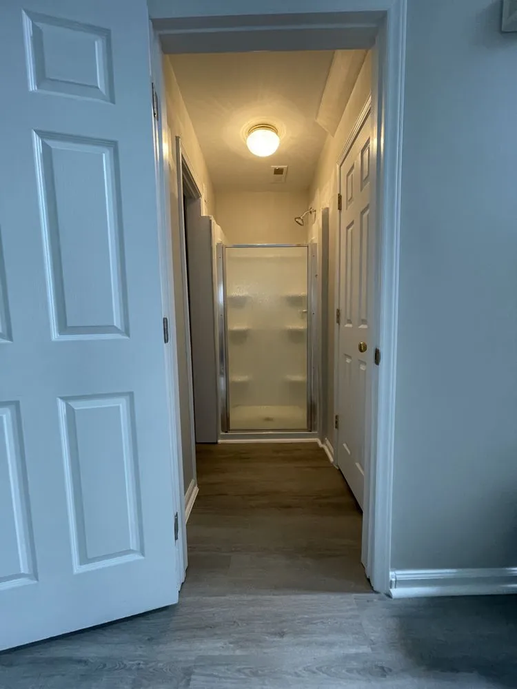 Slide of Flores Handyman Services