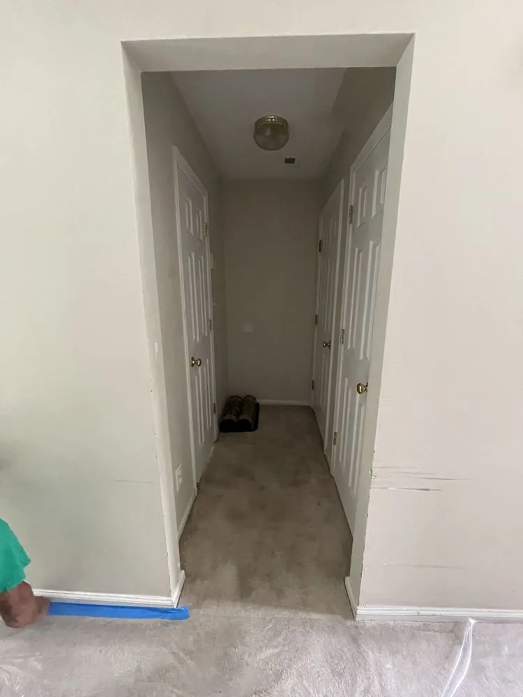 Slide of Flores Handyman Services