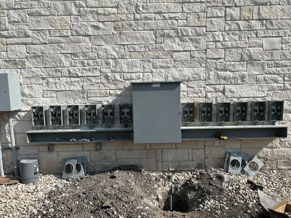 Slide of Flores Segundo Electric