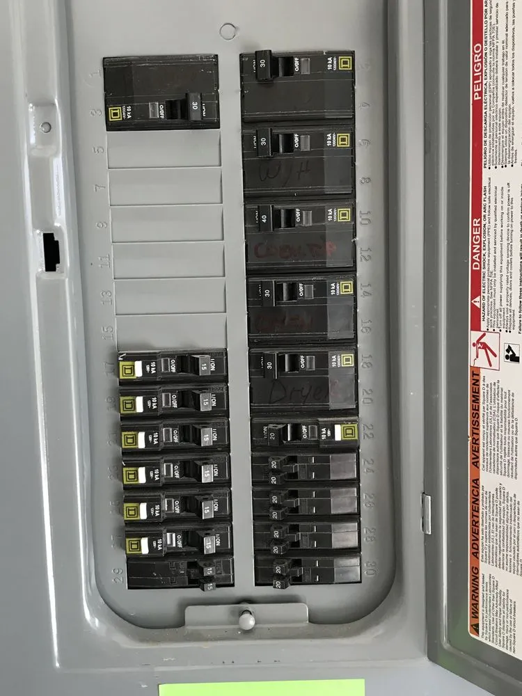 Affordable electrician providing circuit breaker repair in Sand Lake, FL - Florida Electrical Services & Contracting