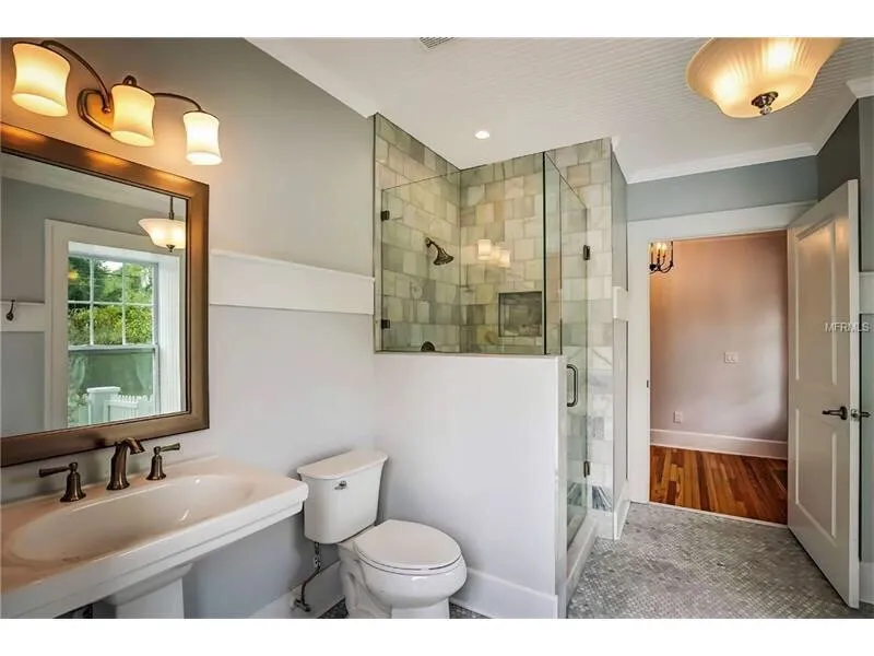 Reliable circuit breaker repair service in St. Petersburg, FL - Florida Power Electrical Contractors