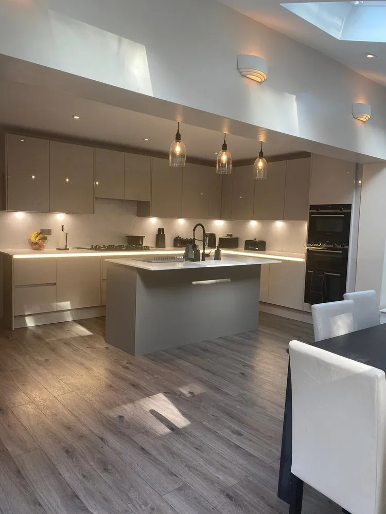 Slide of Flourish Emergency Electrician