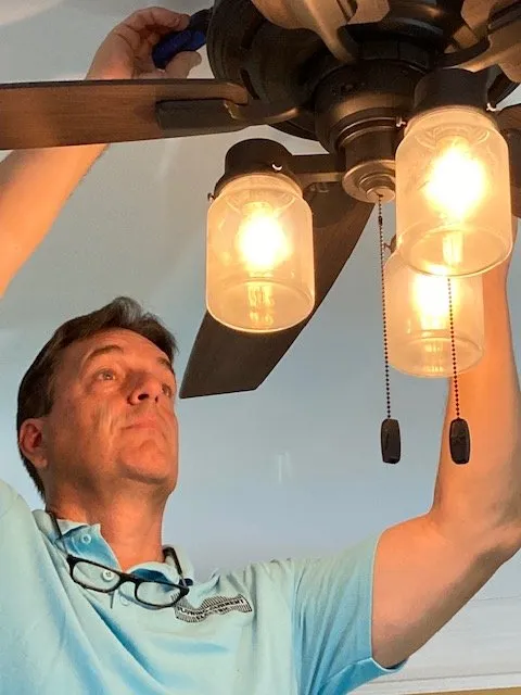 Slide of Flowing Current Electric