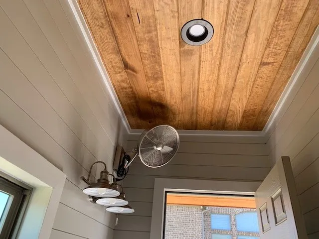 Slide of Flyin R Electric