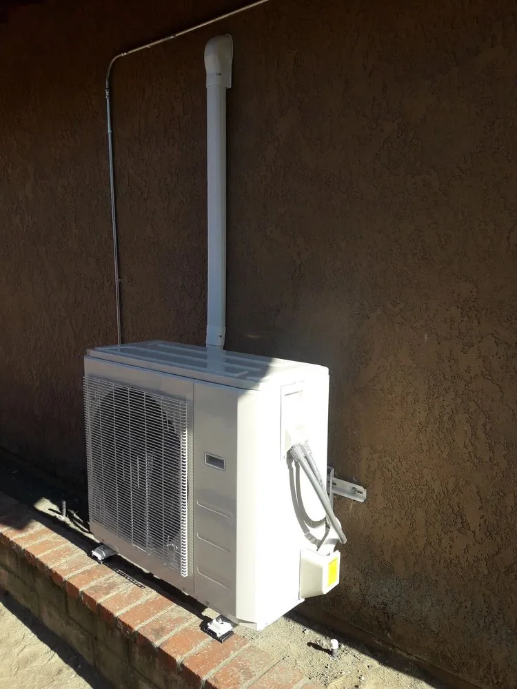 Emergency electrician providing lighting installation in , 