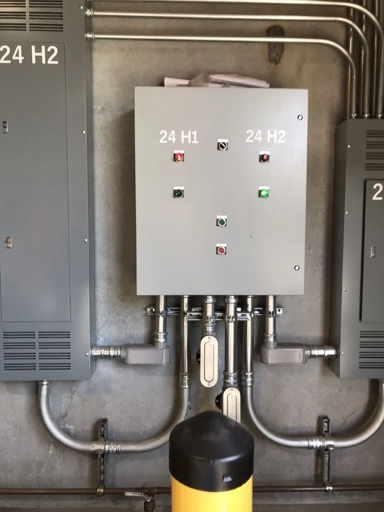 Slide of Flying Dutchman Electric