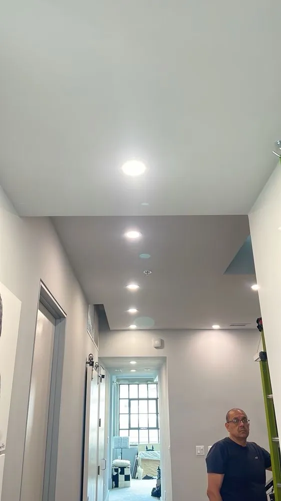 Slide of FMG-Electric