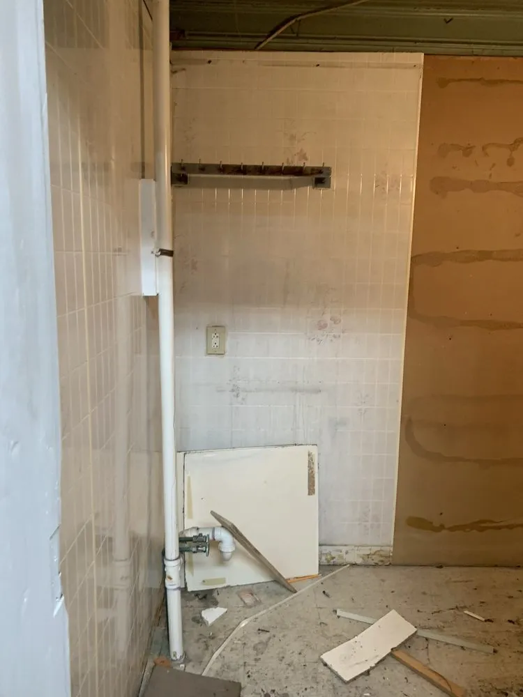 Affordable electrician providing lighting installation in , 