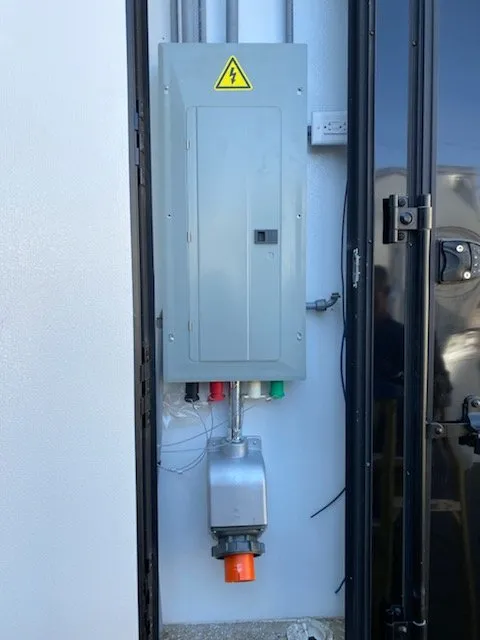 Slide of Fondas Electric