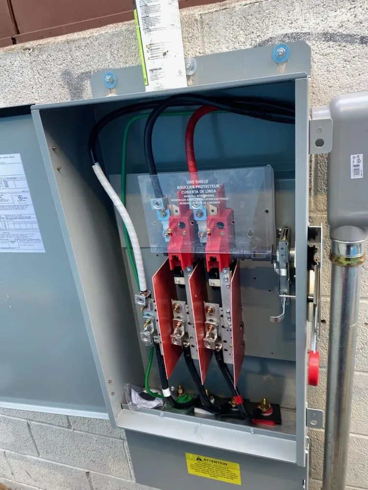 Slide of Fondas Electric