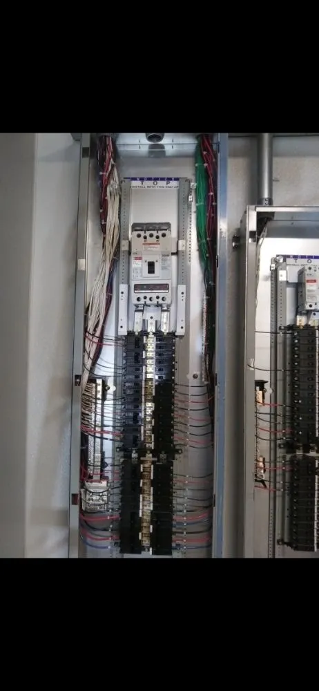 Trusted circuit breaker repair in Branford, FL by For The People Electrical Services