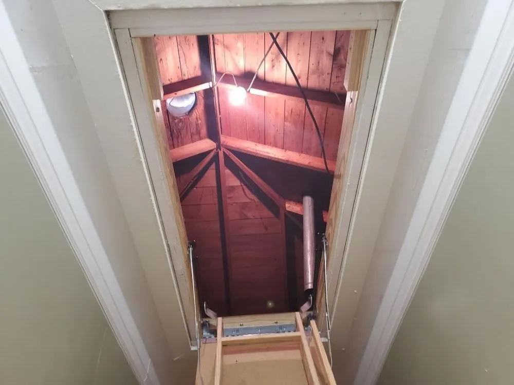 Licensed electrician providing lighting installation in Karnack, TX - Ford Electric