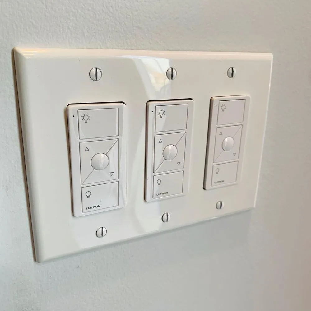 Slide of Forefront Electrician