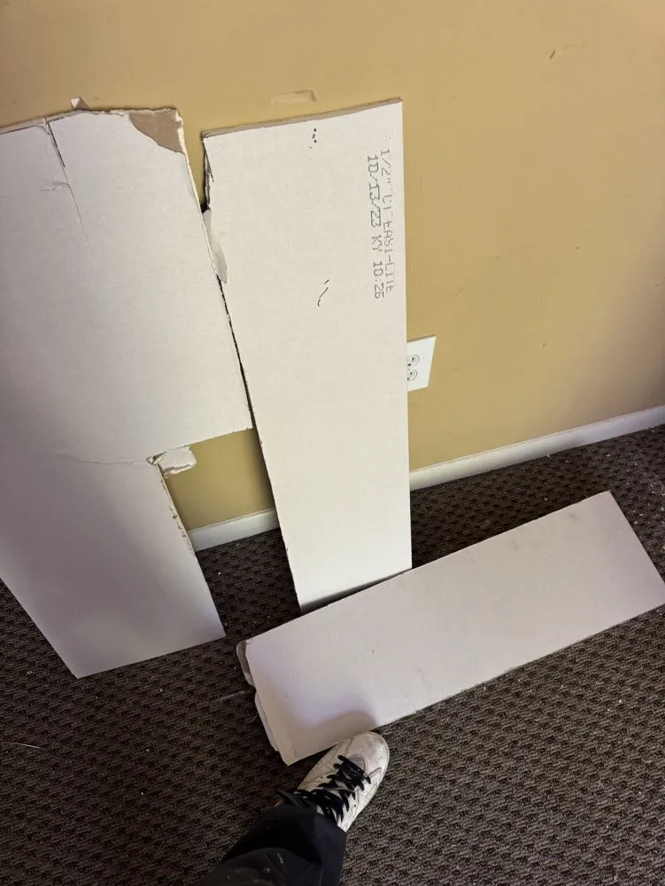 Slide of Foreign Brothers