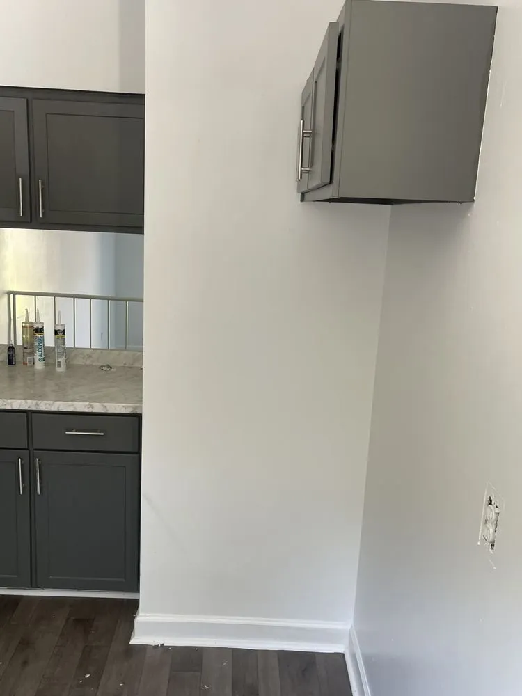 Slide of Foreign Brothers