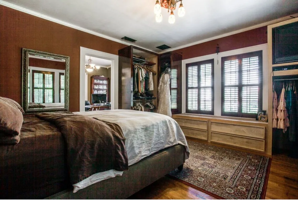 Slide of Foreman Coast Living