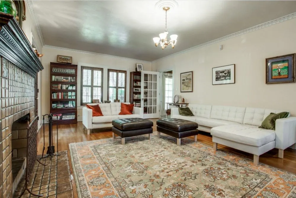 Slide of Foreman Coast Living