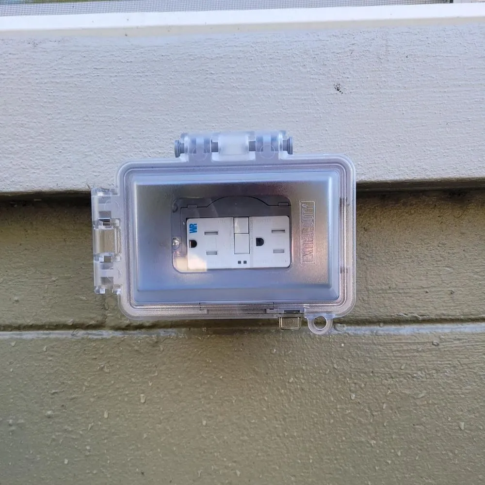 Professional circuit breaker repair in Flushing, NY by Forest Park Certified Electrician