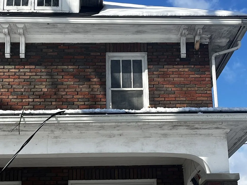 Slide of Forrest Healey Electric