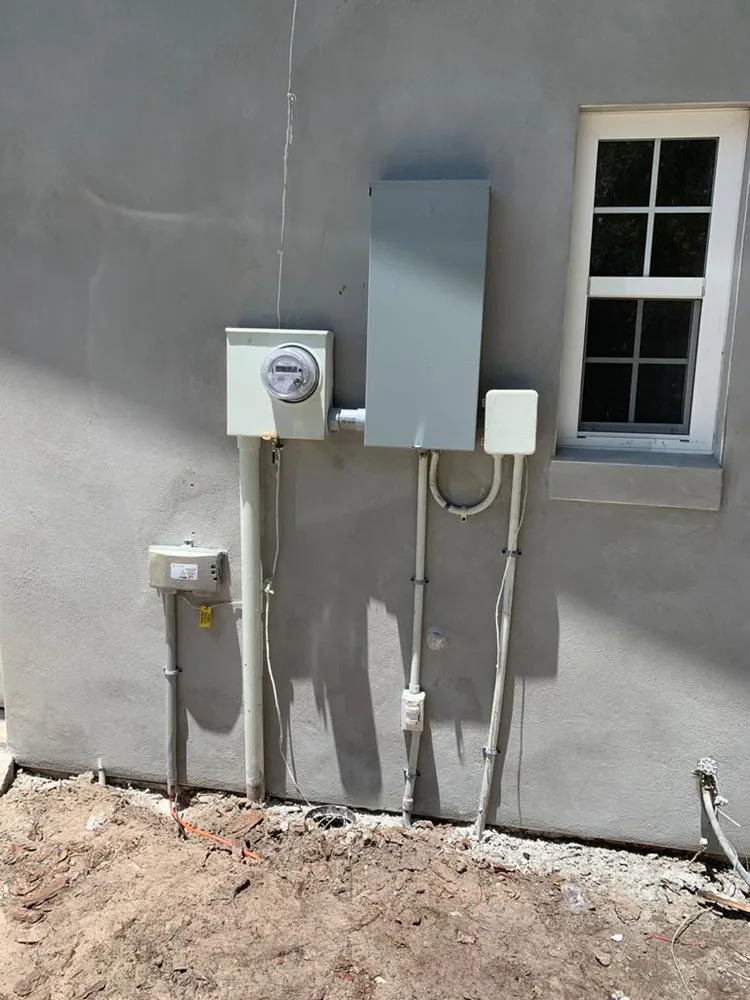 Slide of Forza Contractors