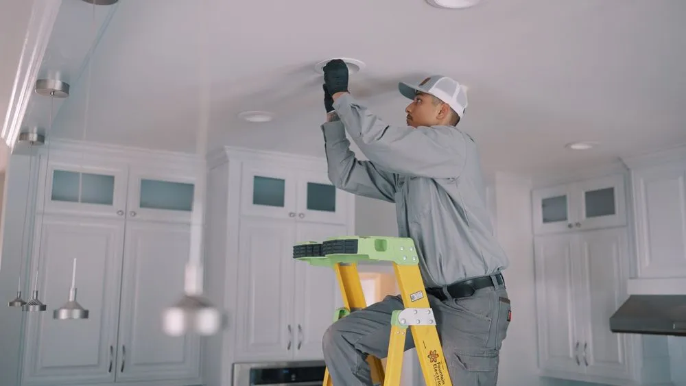 Slide of Fountain Electric & Services