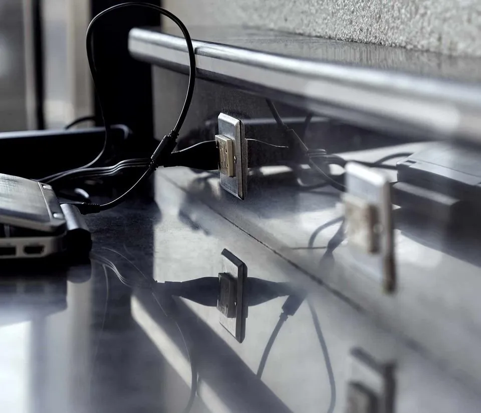 Slide of Four Corners Electric