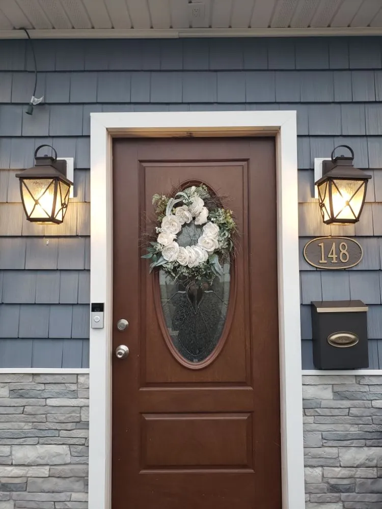 Slide of Four Seasons Electric Corp