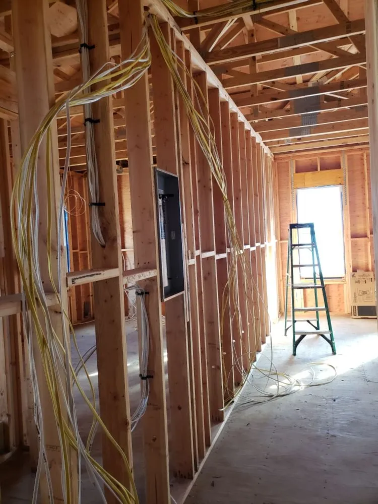 Slide of Four Seasons Electric Corp