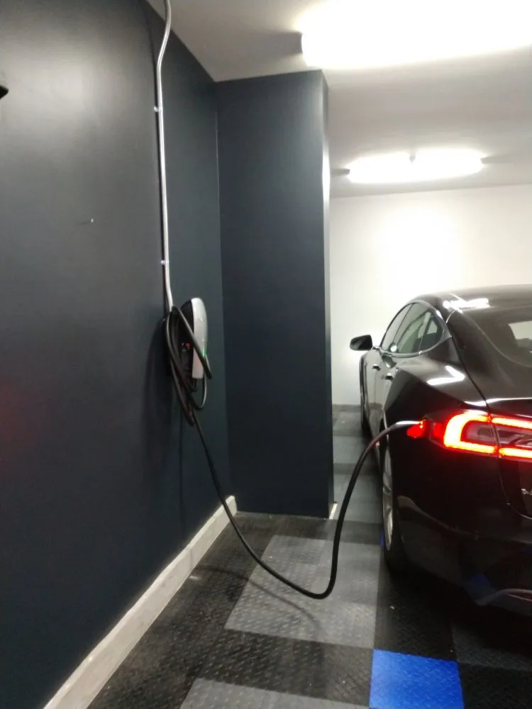 Expert circuit breaker repair service in , - Four Square Electric Company