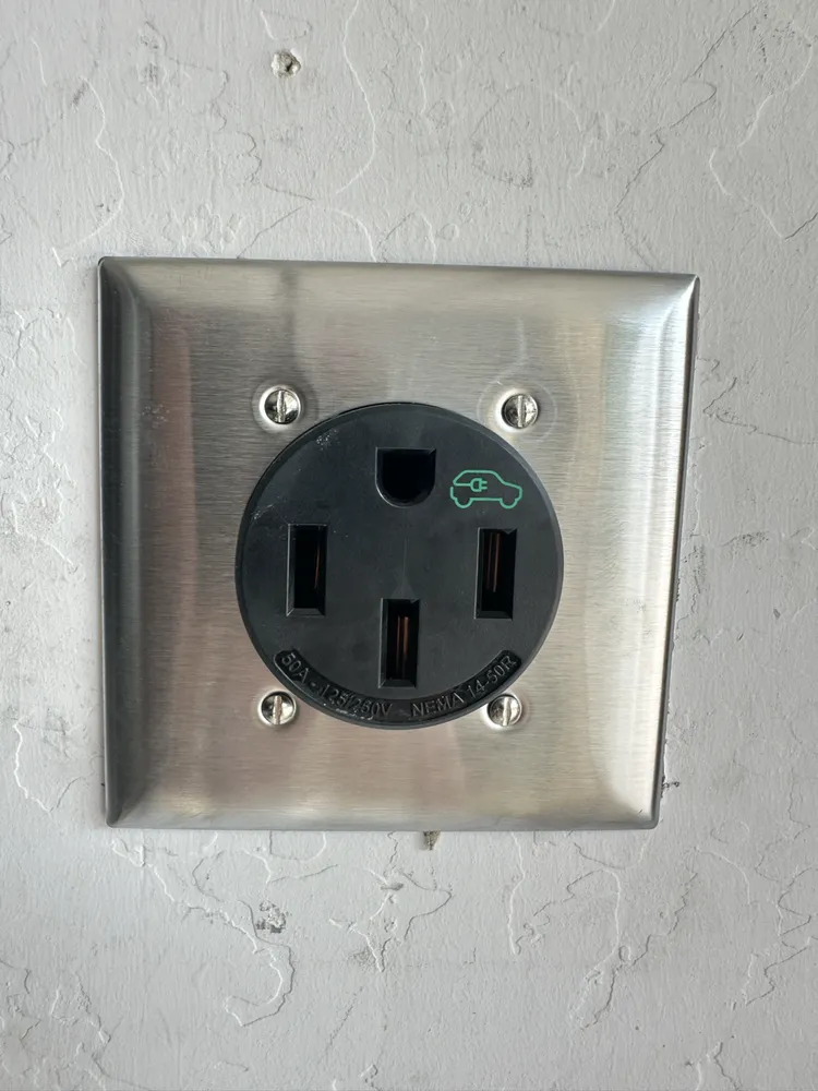 Slide of Four Walls Electric