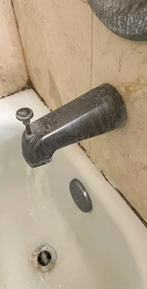 Slide of Fourtech Service