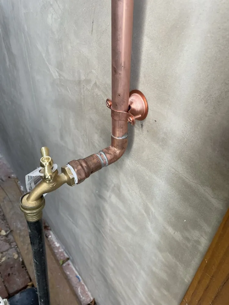 Slide of Fourtech Service