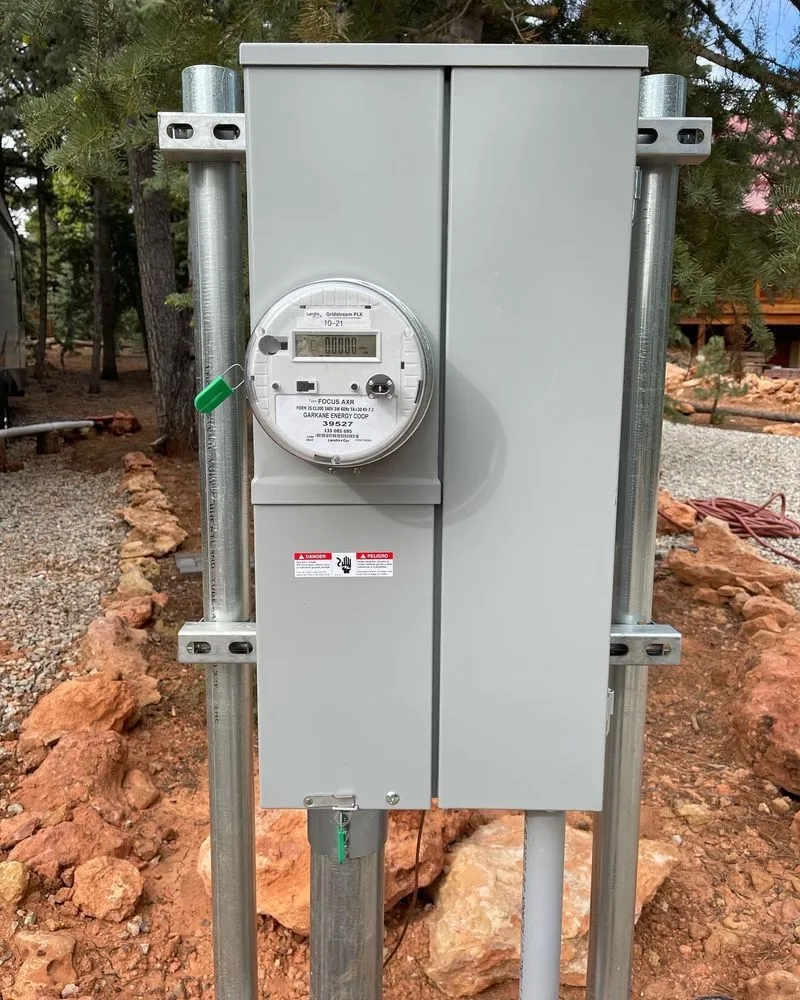 Emergency electrician providing panel upgrade in Hatch, UT - Fowler Electric