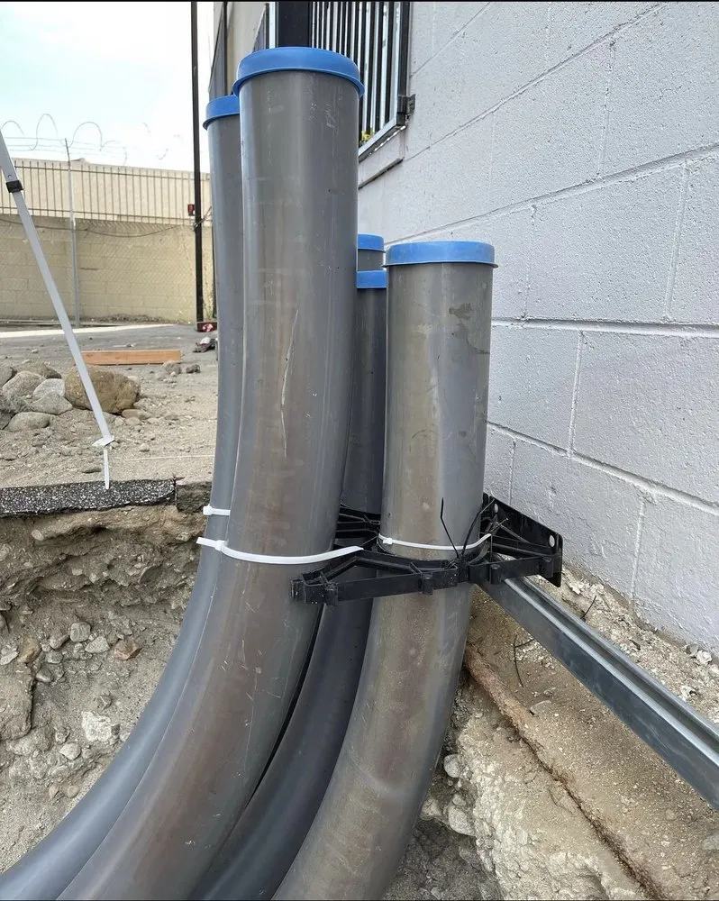 Slide of Fox Electric Technologies