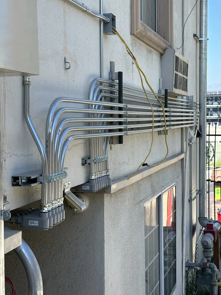 Slide of Fox Electric Technologies