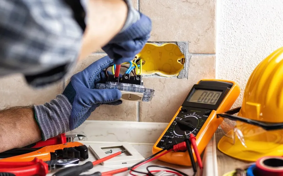 Slide of Fox Family Electric