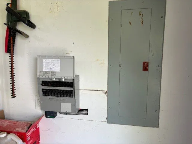 Affordable electrician providing circuit breaker repair in Upperville, VA - Fox Trail Electric