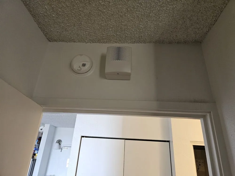 Slide of Foxbilt Electric