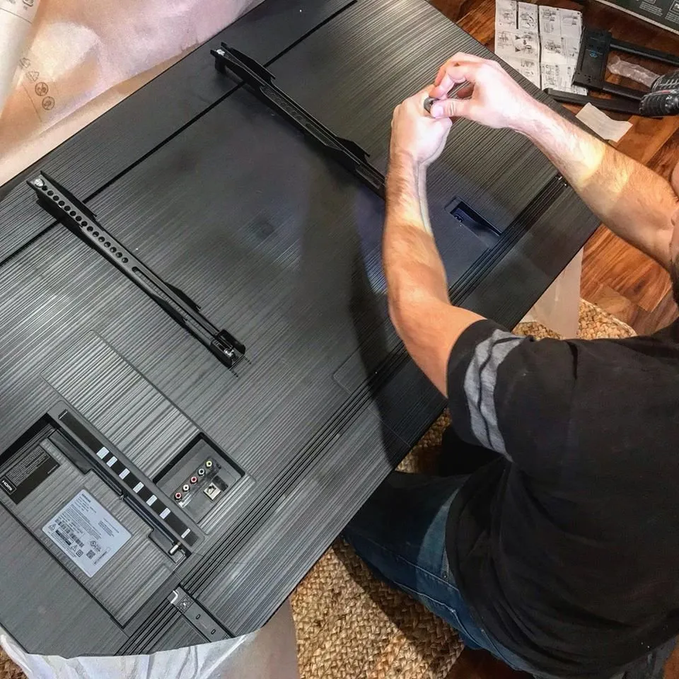 Certified outlet and switch repair in ,  by Fraga Electrical