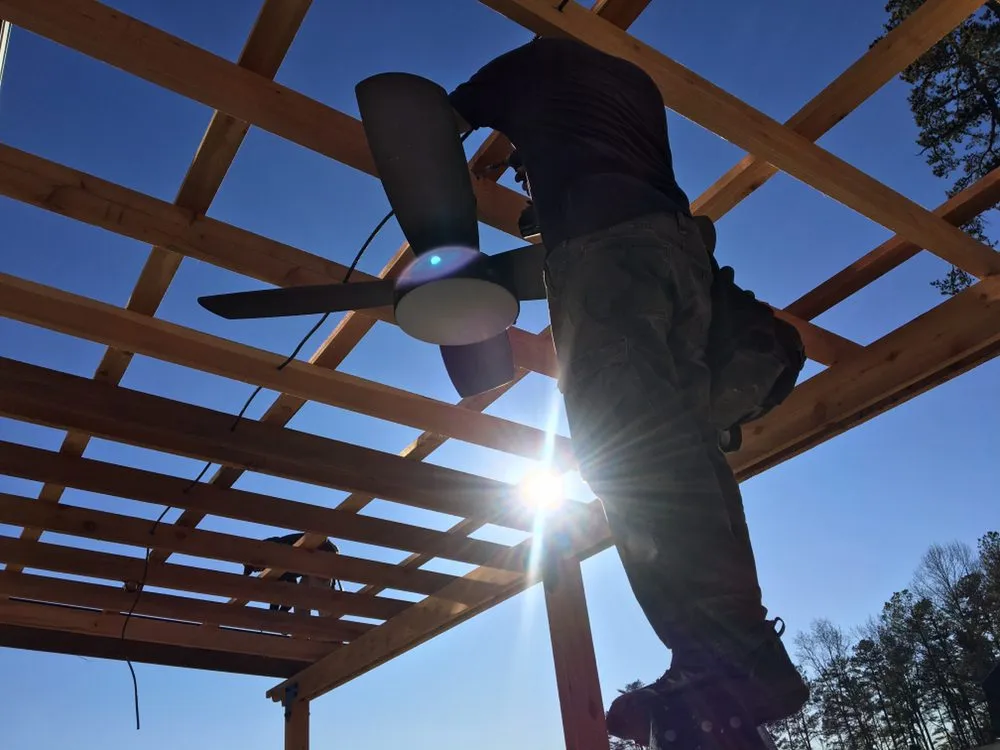 Slide of Fraga Electrical