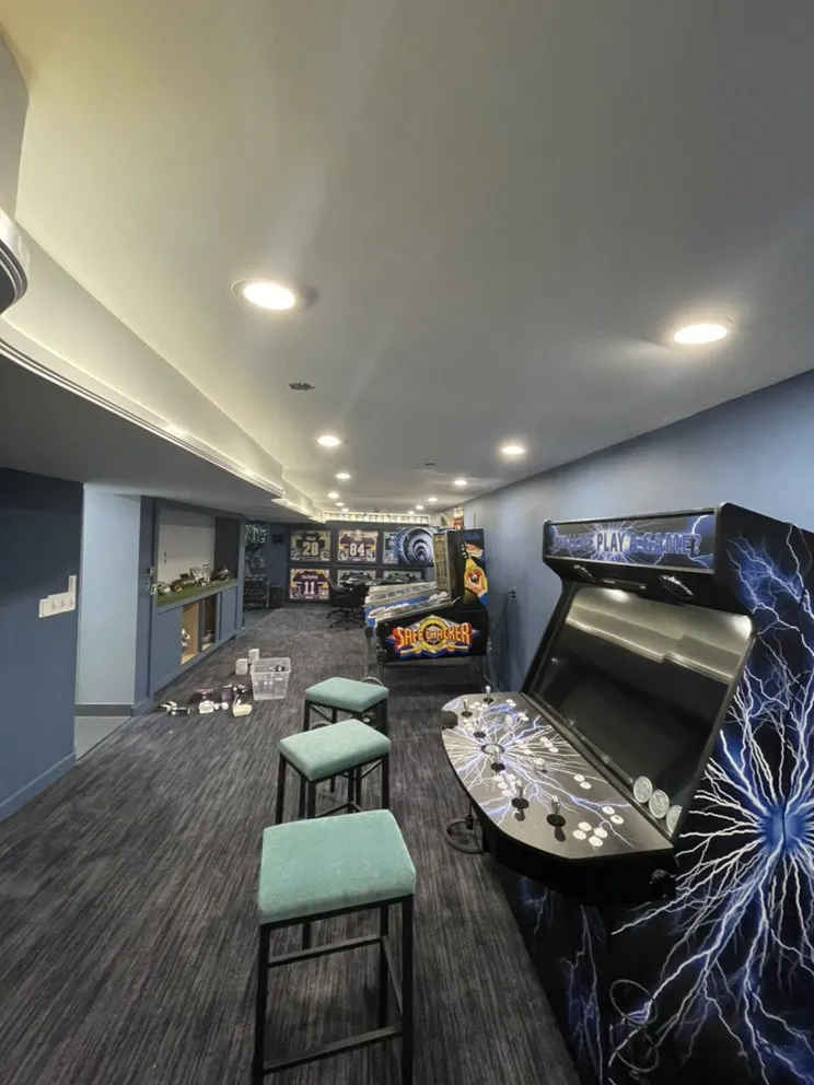 Slide of Francis Electrical Service