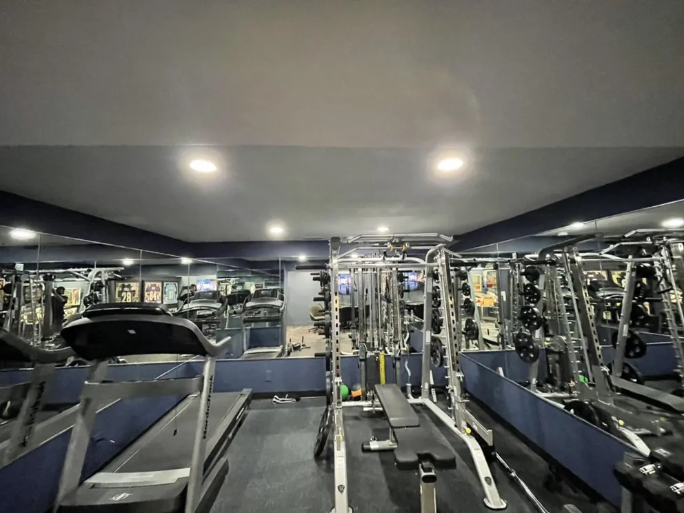 Emergency circuit breaker repair service in ,  - Francis Electrical Service