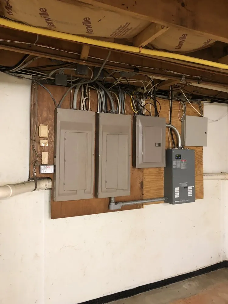Trusted electrician providing emergency electrical service in Essington, PA - Francolini & Sons Electric