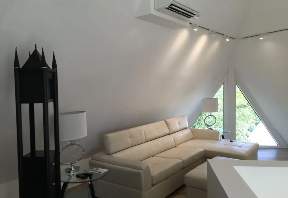 Slide of Franco’s Electric Company